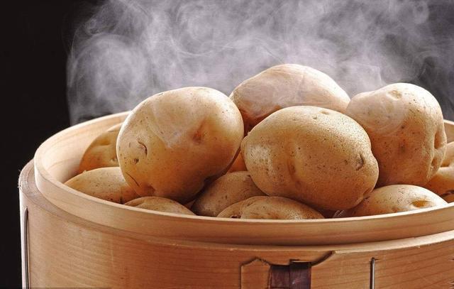 米饭|吃了易发胖的主食,米饭并非榜首,若你爱吃,体重或许“蹭蹭涨”