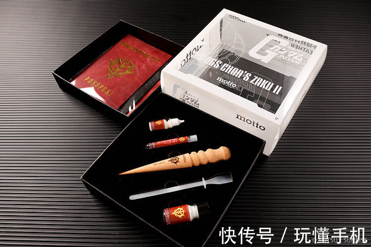 皮革 高达联名皮革产品:三大经典招牌机甲均亮相