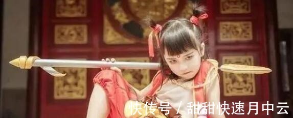 cospl母亲把女儿COS照片“公开处刑”，引来众人责骂，COS会影响学业