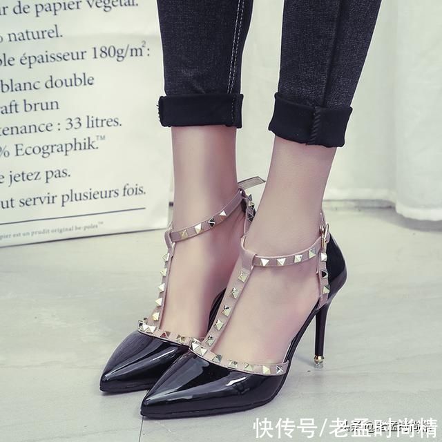 细高跟|女人都应该备上一双细跟鞋,上街超有自信
