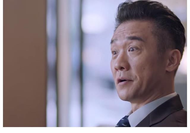 《突围》：最大的反派boss就在身边，几乎没有人会怀疑这个人