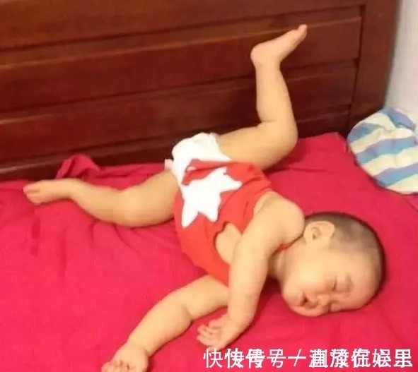 奇葩|熊孩子“奇葩”睡姿集锦,第6个真的笑的我肚子疼!
