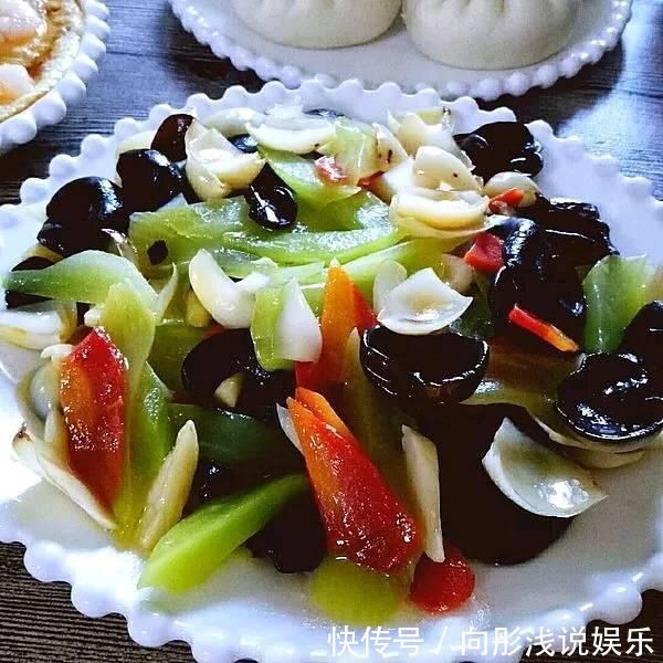 鱿鱼|百吃不腻的几道家常菜，可口不油腻，鲜美的不得了，好吃又解馋