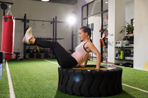 下腹部|腹部残留的脂肪怎么减?4个方法,让腰腹变得紧致起来!