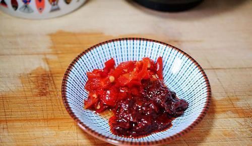 花青素|茄子此做法简直太下饭了，好吃到连汤汁都不剩，成本不到5块钱