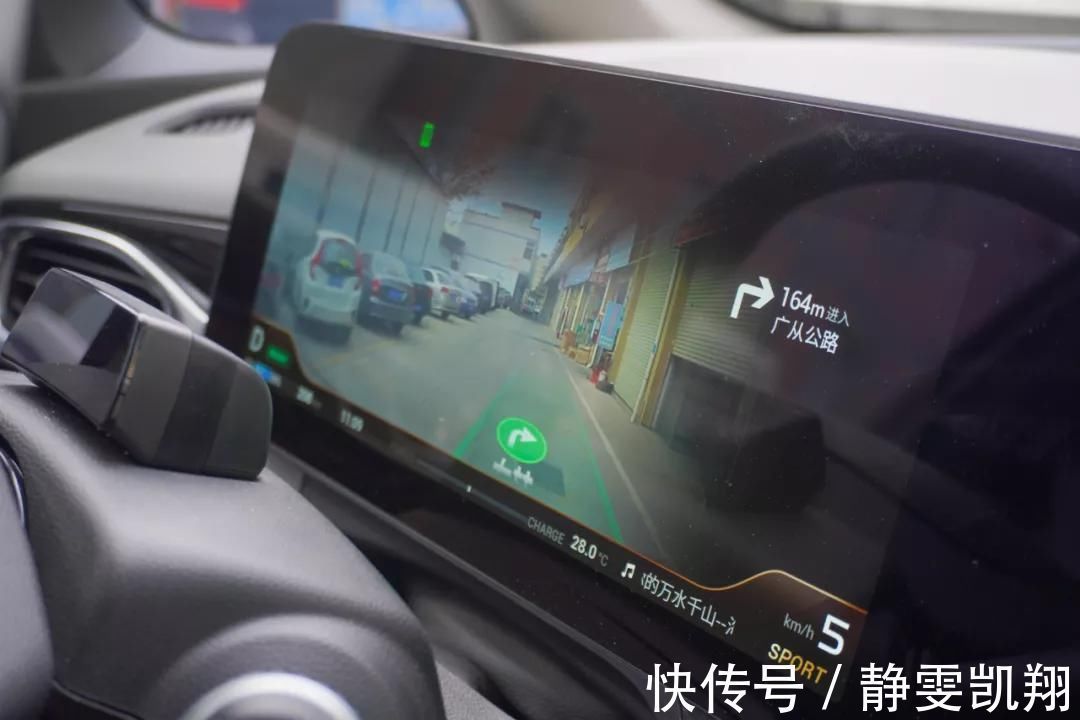 自动泊车|若放开无人驾驶限制，你真敢脱手任由汽车自动驾驶吗？