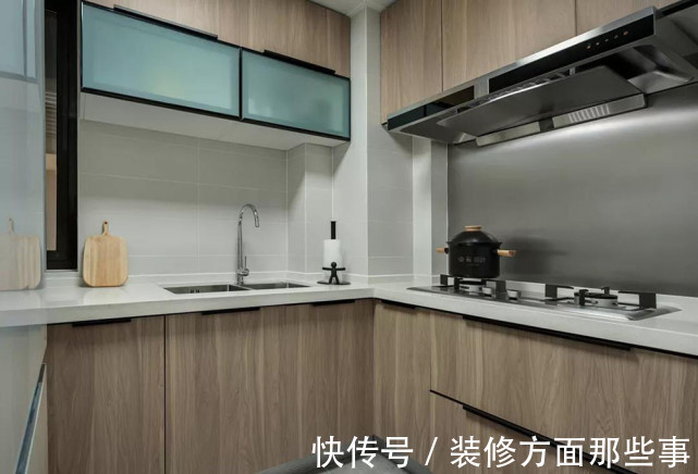 装饰画|86平简约风三居室,半隐藏半开放式餐厅太有感觉了