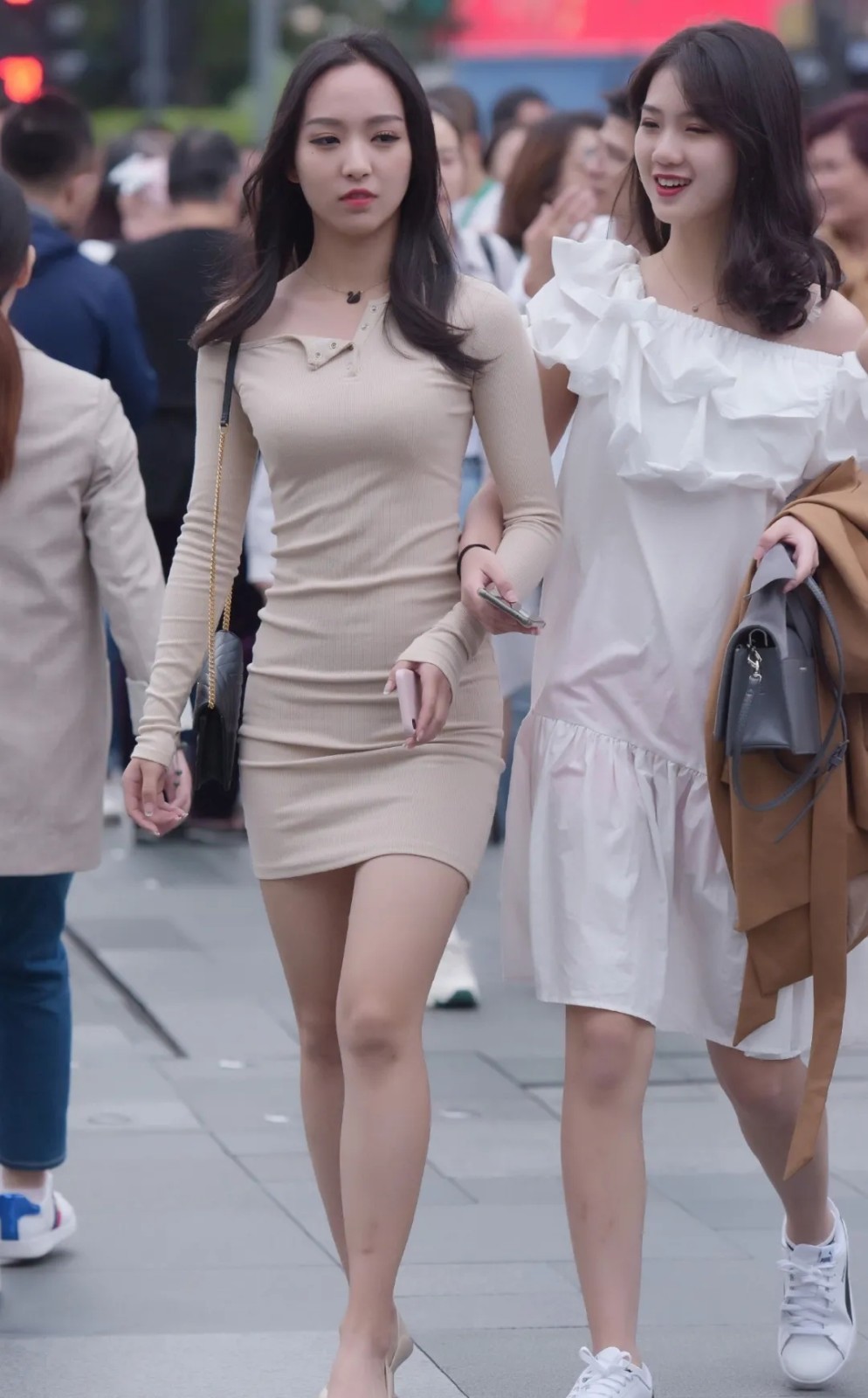 裙装 高级精致又好看的搭配,舒适优雅显气质,在任何场合都亮丽迷人