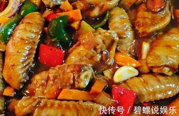 三汁焖锅鸡,味道真是绝了,堪称米饭杀手!简单还美味
