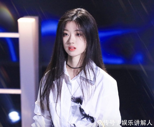 后台|《好声音》单依纯夺冠不易,曝宋宇宁提前签约,潘虹有2个硬后台