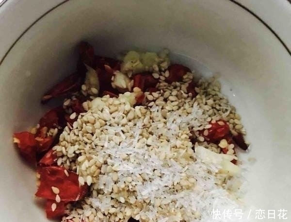 夏天|夏天,吃甲鱼鲫鱼都不如吃它,8块钱一斤,蛋白质却是牛奶的8倍