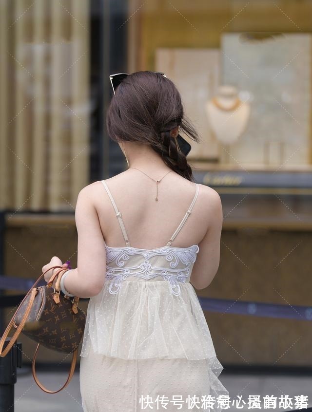 蕾丝 多层网纱长裙,搭配厚底高跟鞋,性感甜美妥妥的小仙女穿搭!