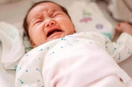 肠坏死|6个月大宝宝被查出“肠坏死”,只因宝妈冲奶粉时做反了两步