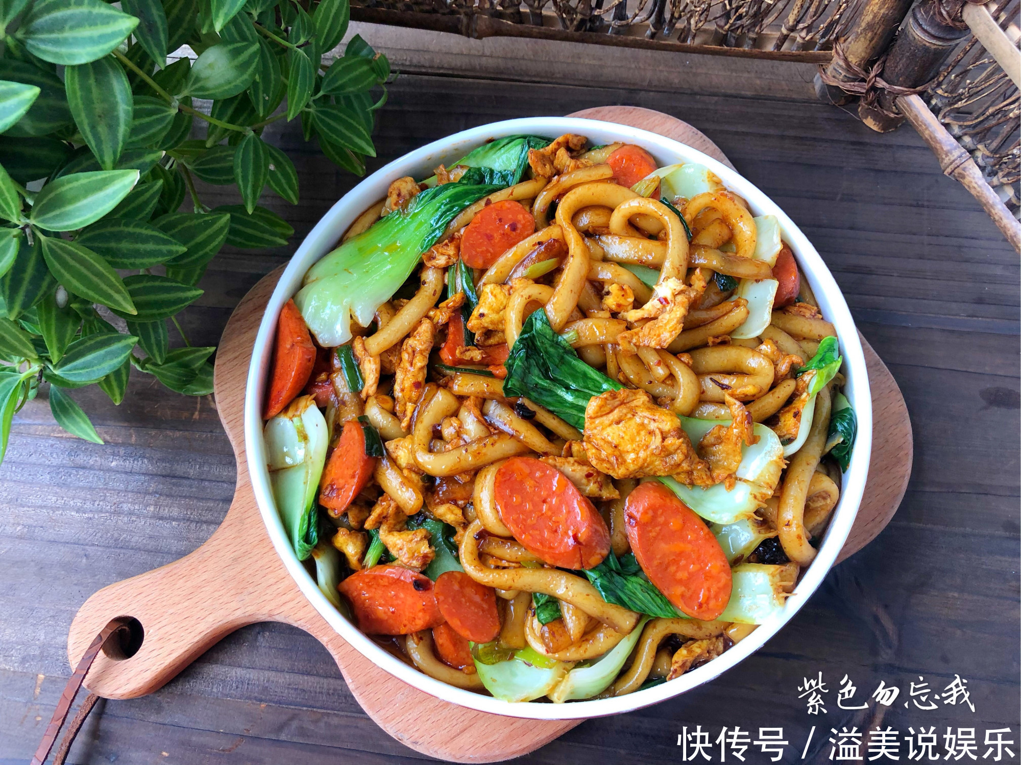 解馋|女儿点名要吃它,简单炒一炒,香辣美味,比大鱼大肉还解馋