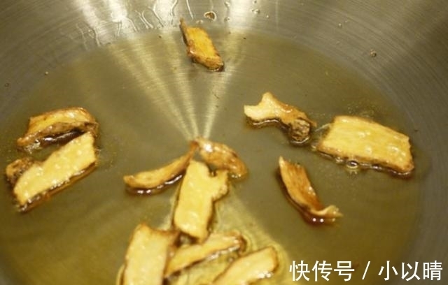 酒店|大虾以后别再吃水煮了,酒店大厨教你做法,5斤不够吃,1盘接1盘