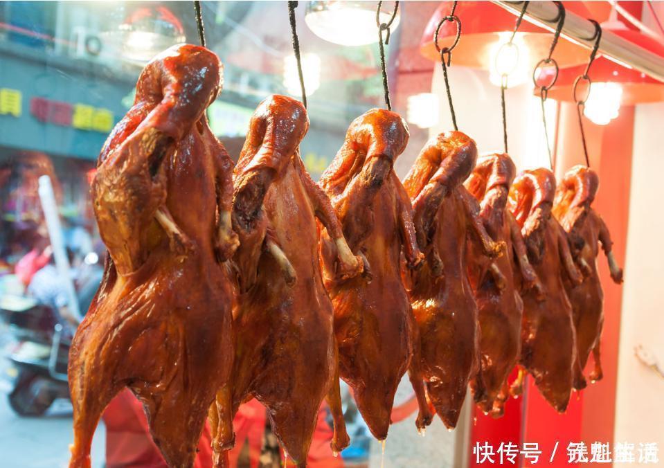 真相|街上卖的18元一只的烤鸭,究竟能不能放心吃?内行人说出了真相