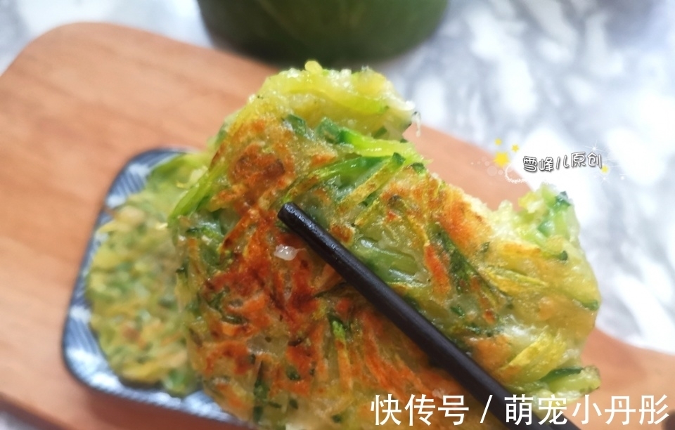 三伏天,吃它正当时,清热去火营养好,不炒不炖当饭吃,真简单