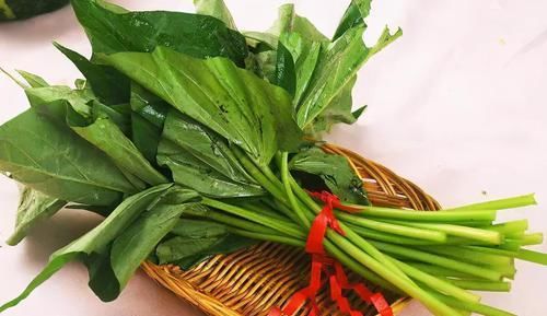  养颜|冬季养生 ，推荐常吃3种食物，排毒养颜，补气抗衰，滋补身体