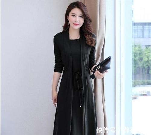 紧身裤|大腿粗的女人,别穿紧身裤!今秋特流行这样穿,显腿长超漂亮