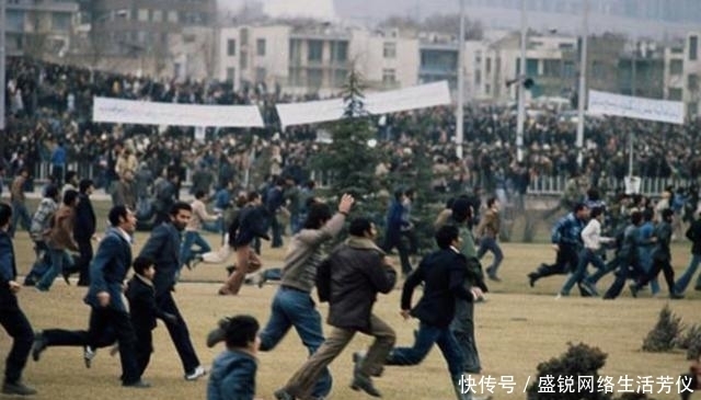 发展|伊朗发展好好的,为何霍梅尼要革命?