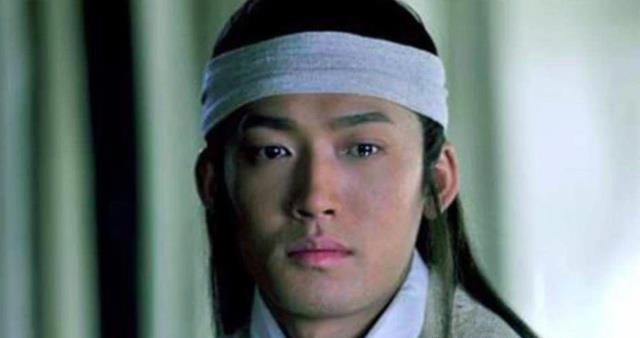 登基|曹丕登基后，孙权甘愿成为其附属国，为什么在十年后才敢称帝