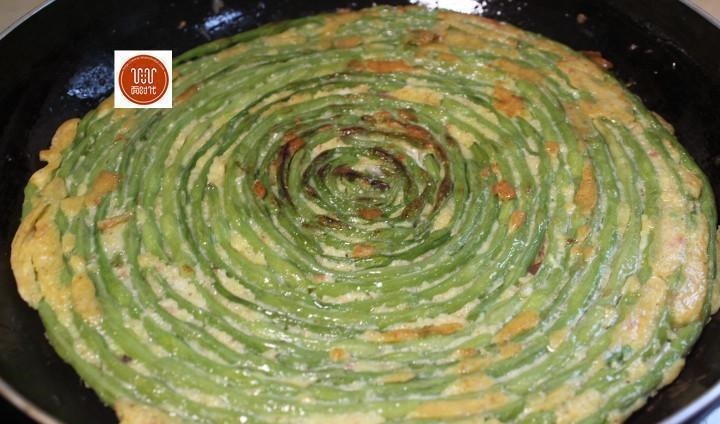 1把豆角，4个鸡蛋，筷子一搅，几分钟解决全家人早餐，柔软劲道