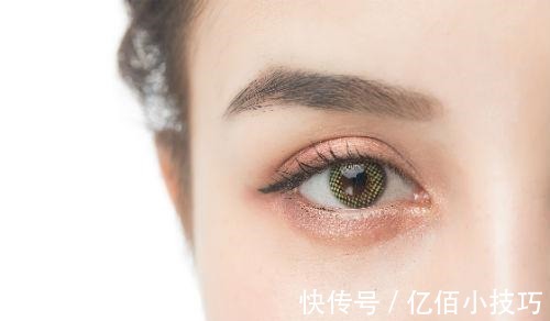 保湿|涂抹凡士林能生发这可能是个误会！