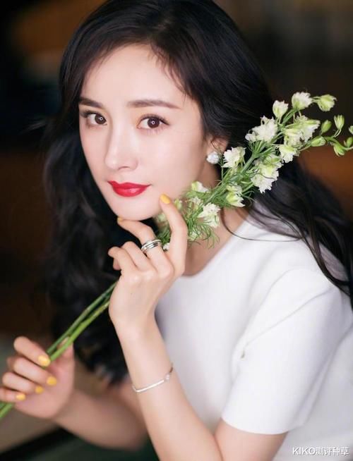 你是“带妆脸”还是“素颜脸”，看这3点就够了，我全中，你呢？