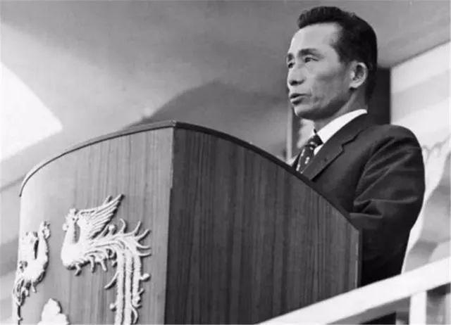 韩国又开始争论,教科书该不该用汉字?