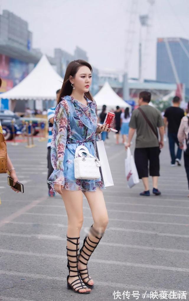 连体短裤 复古花色连体短裤,时尚潮流,青春减龄