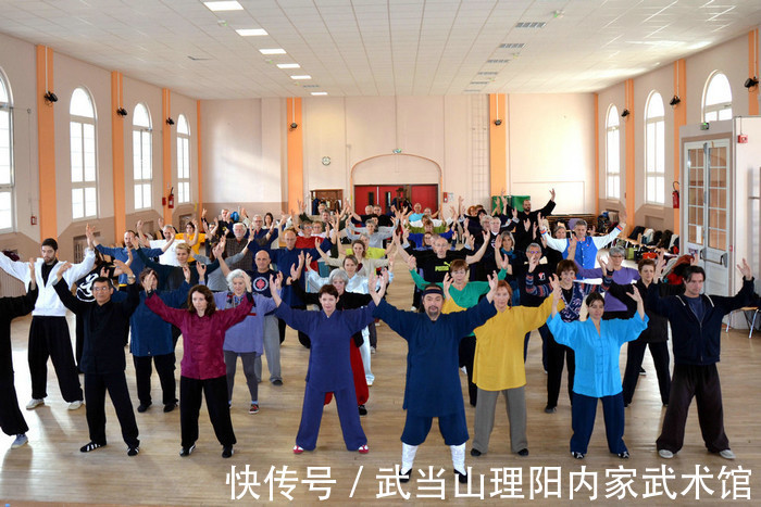 武术|武当武术传承人田理阳道长示范内家十三桩桩架