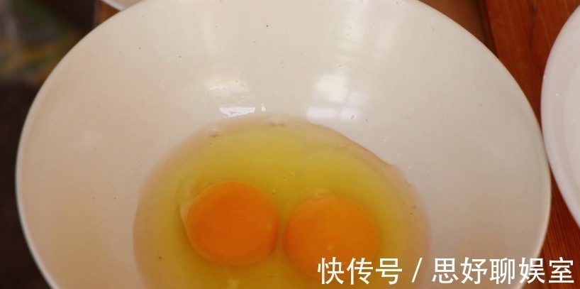 豆腐怎么做都不好吃，今天教给你一个新做法，比肉还香