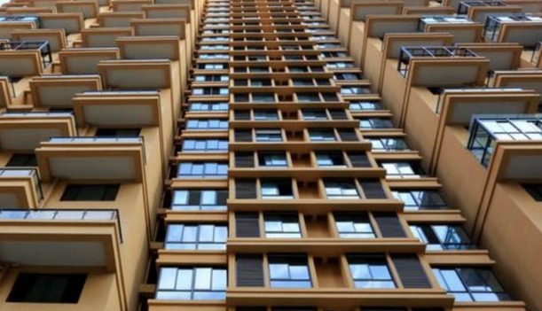 楼盘|降价房能买吗济南有楼盘降价5千元,最后还停工了