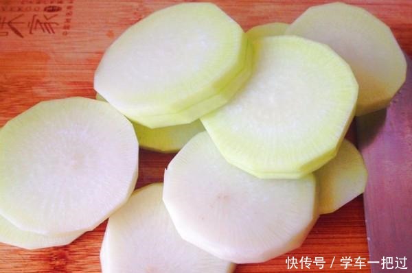 它是“穷人的人参”,钙含量比牛奶高,2块钱做一大盘,不懂真亏