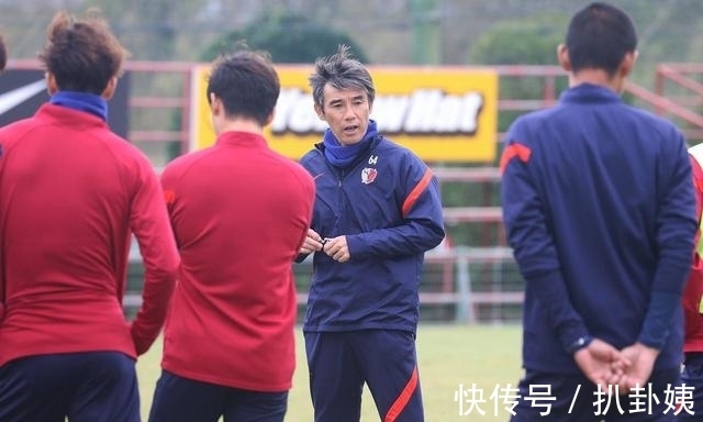 少帅|人们嫌弃李铁的同时,可否想过中国足球给过土帅成长空间?