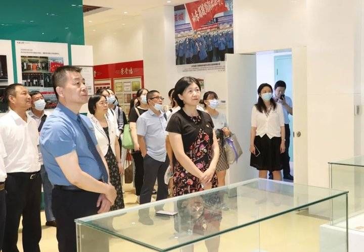 党委书记|山东健康医疗大数据管理中心党委书记、主任迟蔚蔚到省立三院调研