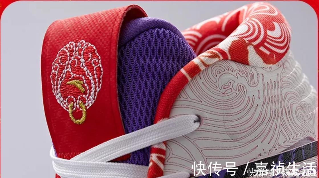 李宁|玩中国新年文化，国产球鞋这波算是血虐耐克了吧？
