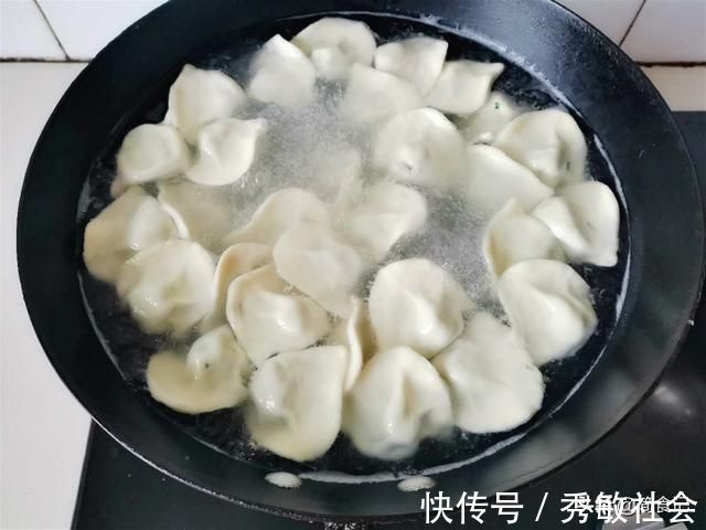 饺子皮|夏天，就喜欢这素馅饺子！比白菜好吃，比韭菜味浓，错过再等1年