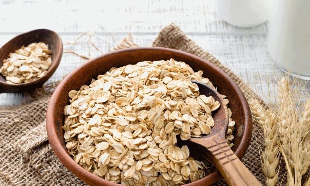 通便食物|长期便秘的人怎样吃晚餐三样通便食物推荐给你，排便更顺畅