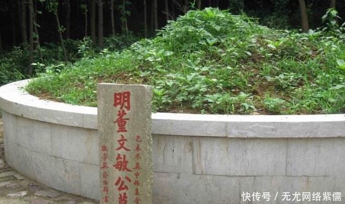 作品|一个劣迹斑斑的人,死后却受到了无数人崇拜,其遗物更成无价之宝