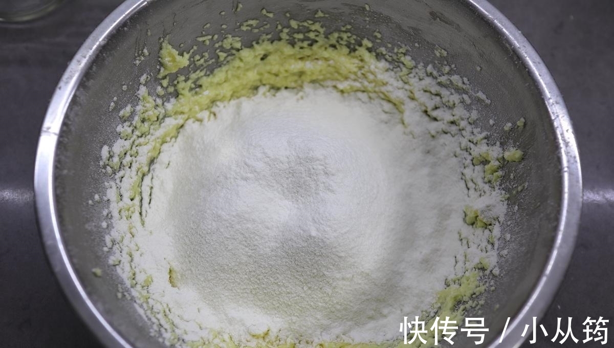 湿润|做个蛋糕零失败，存放一周不变质！放得越久，口感越棒越湿润