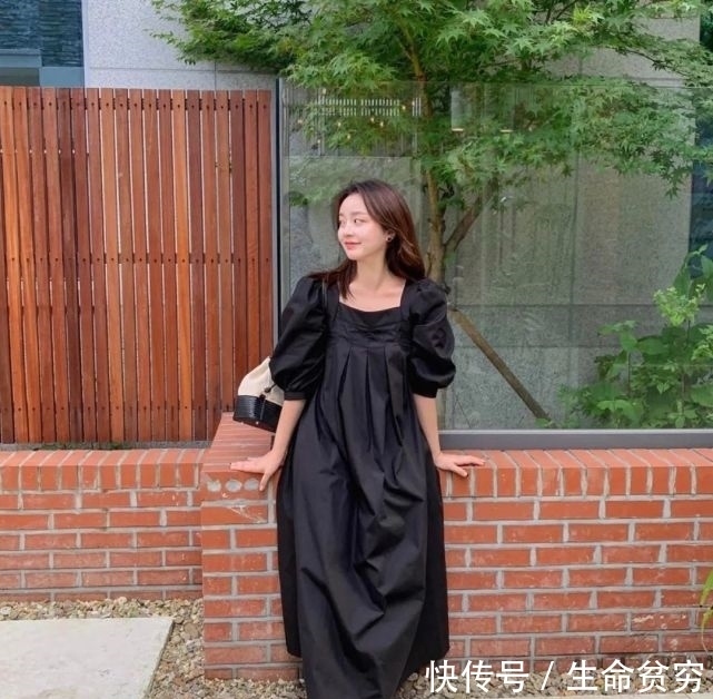 街拍|穿衣搭配：拜托你们夏季别瞎买衣服了，尤其第三件，太显廉价啦