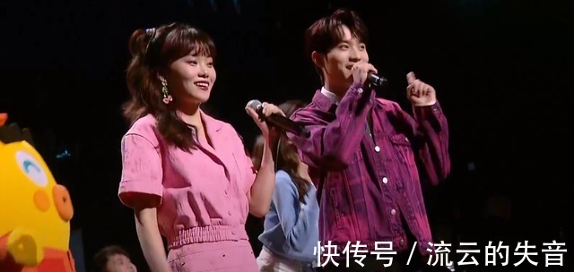 雙11晚會對戰(zhàn)湖南衛(wèi)視收視奪冠，主持團搶眼，披哥浪姐實力撐場