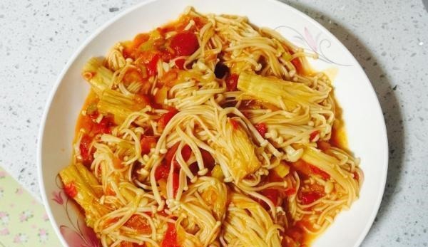 西红柿|它是脂肪克星，一周吃3次，刮油清肠，排出宿便，腰肢越来越细