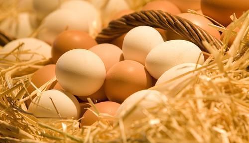 鸡蛋油是个宝,药食同源！民间偏方外用,竟有21种疗效！极少人知道