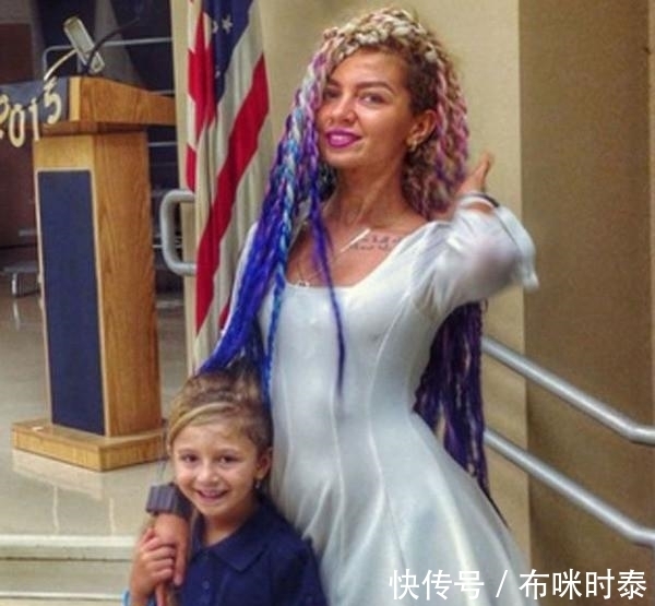 五联症|6岁小女孩患罕见怪病,心脏长在身体外,用微笑感动无数人