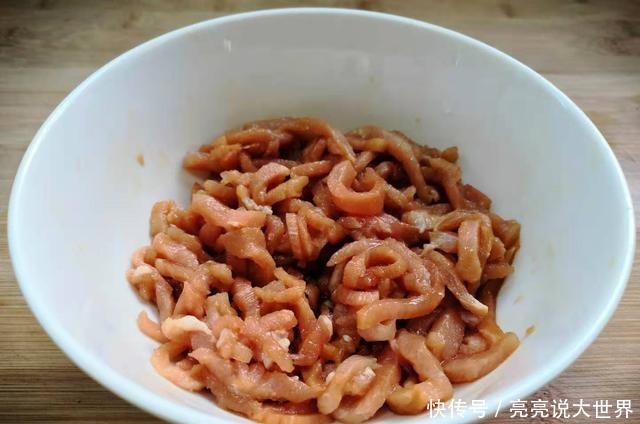 天冷吃这菜香辣开胃,越嚼越香,常吃不怕冷不感冒,总也吃不腻