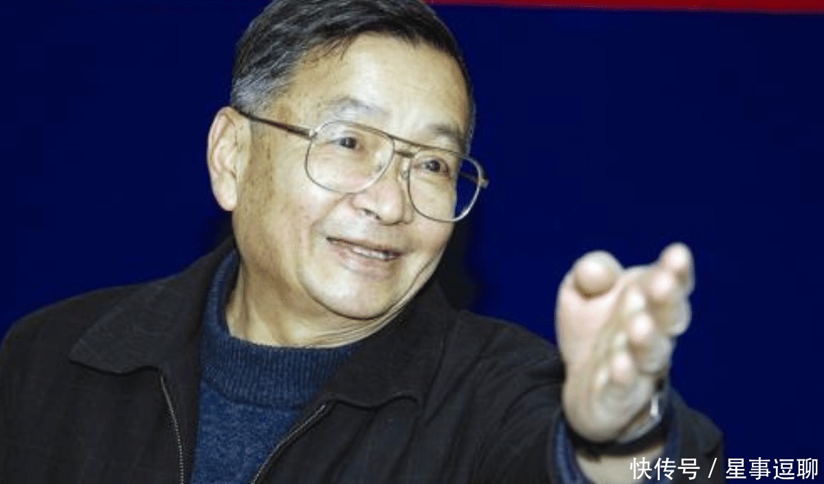 高考差两分落榜清华,母亲心有不甘重查试卷,卷上11字打醒了她