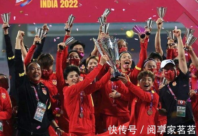 水庆霞|100万!队长王珊珊获重奖,女足还有两人也获得政府奖金