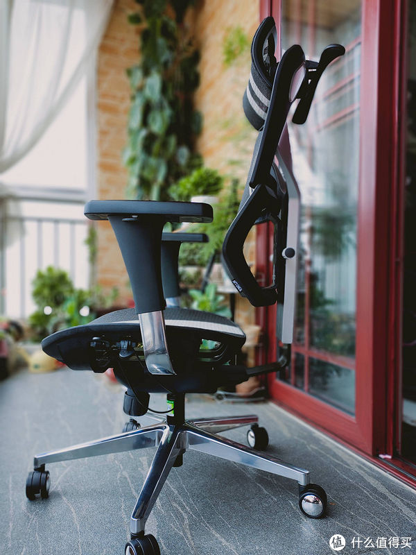 穷人|穷人的剁手清单 篇六十四：是什么让我又买了一把享耀家人体工学椅？当然是舒服